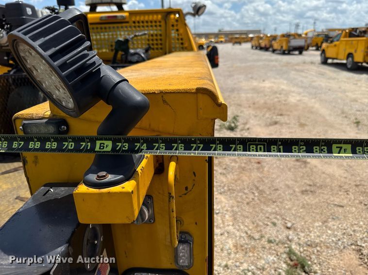 image for item EJ4785 2016 Ford F350 Super Duty  utility bed pickup truck