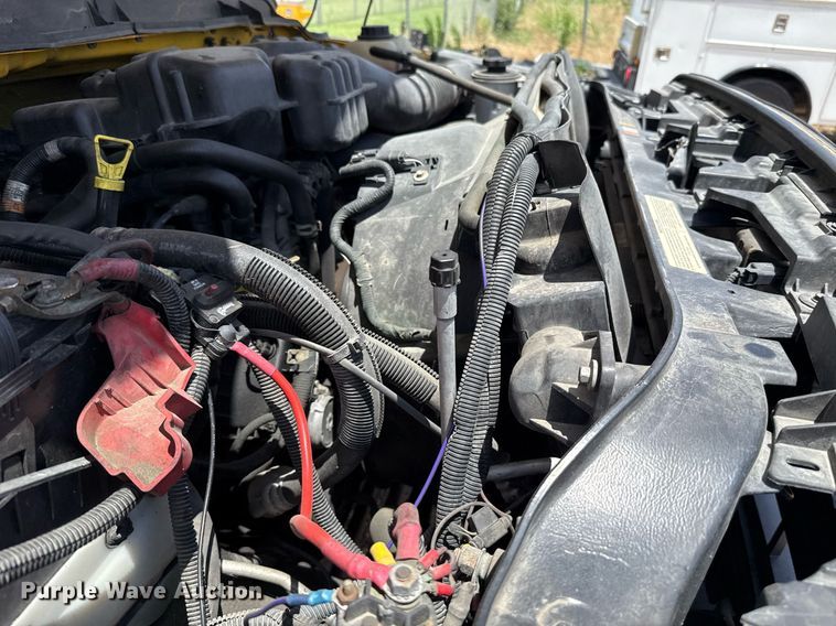 image for item EJ4785 2016 Ford F350 Super Duty  utility bed pickup truck