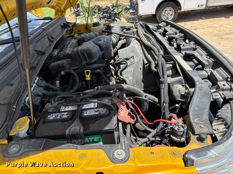 image for item EJ4785 2016 Ford F350 Super Duty  utility bed pickup truck