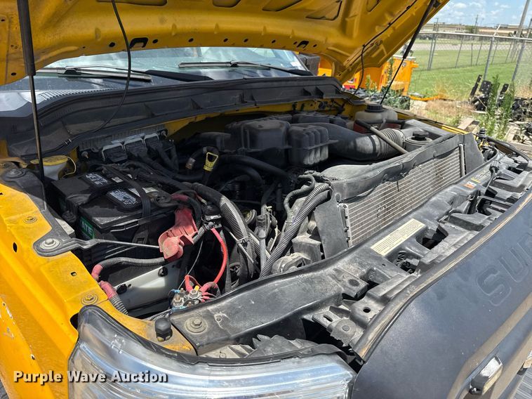 image for item EJ4785 2016 Ford F350 Super Duty  utility bed pickup truck