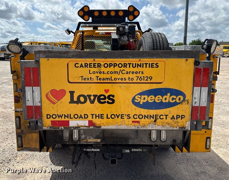 image for item EJ4786 2020 Ford F350 Super Duty utility bed pickup truck