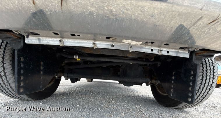 image for item EJ4786 2020 Ford F350 Super Duty utility bed pickup truck