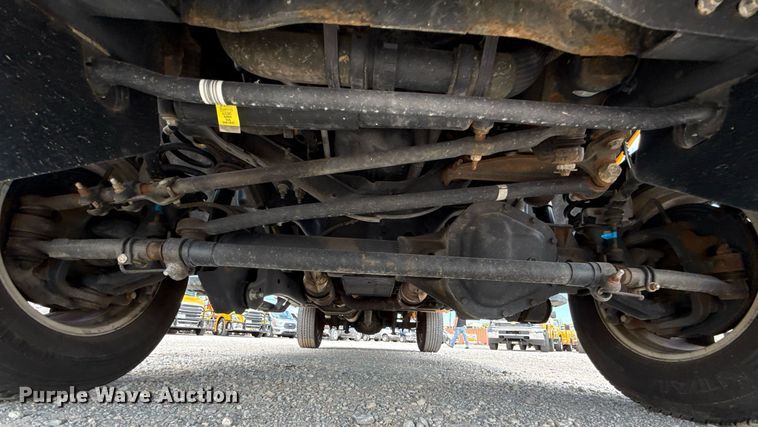 image for item EJ4786 2020 Ford F350 Super Duty utility bed pickup truck