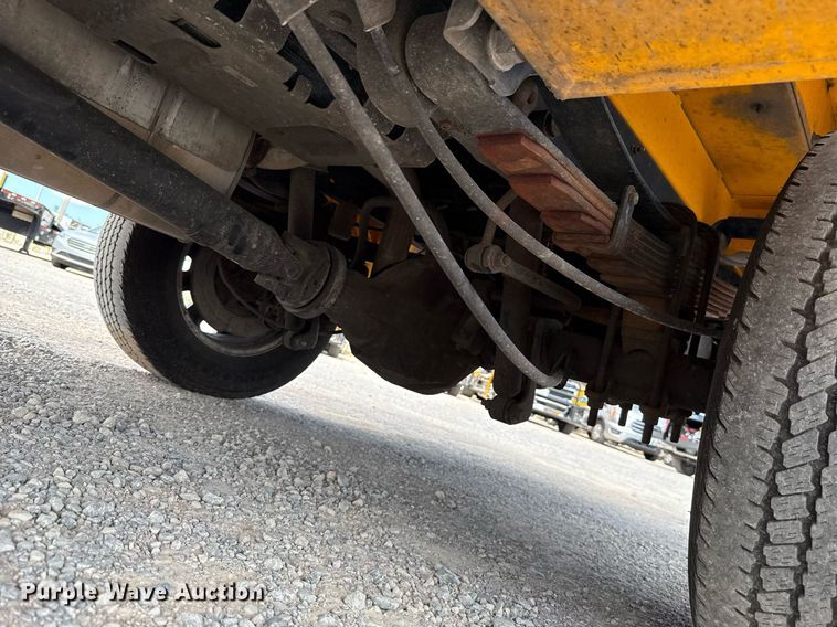 image for item EJ4786 2020 Ford F350 Super Duty utility bed pickup truck