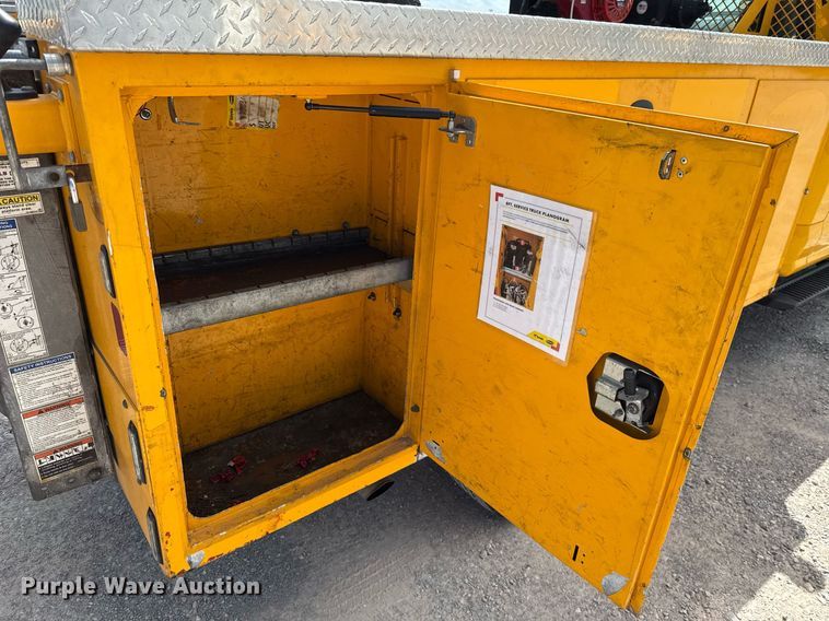 image for item EJ4786 2020 Ford F350 Super Duty utility bed pickup truck