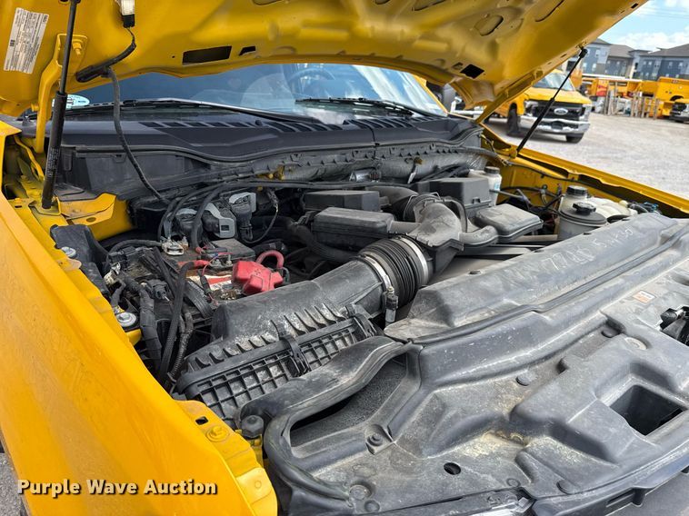 image for item EJ4786 2020 Ford F350 Super Duty utility bed pickup truck