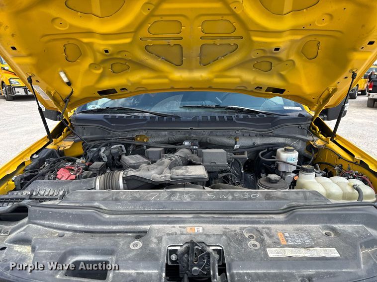 image for item EJ4786 2020 Ford F350 Super Duty utility bed pickup truck