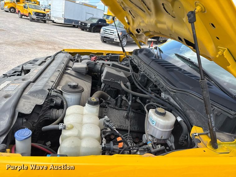 image for item EJ4786 2020 Ford F350 Super Duty utility bed pickup truck