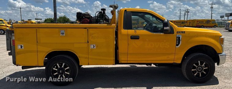 image for item EJ4788 2017 Ford F350 Super Duty XL utility bed pickup truck