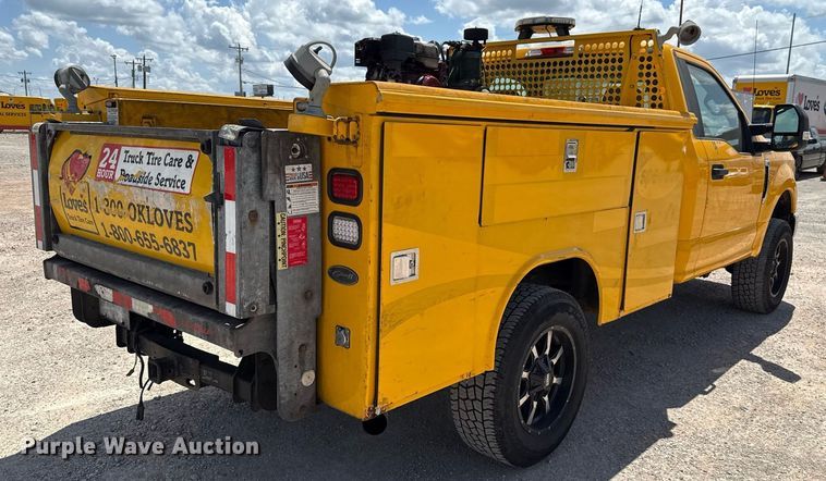 image for item EJ4788 2017 Ford F350 Super Duty XL utility bed pickup truck