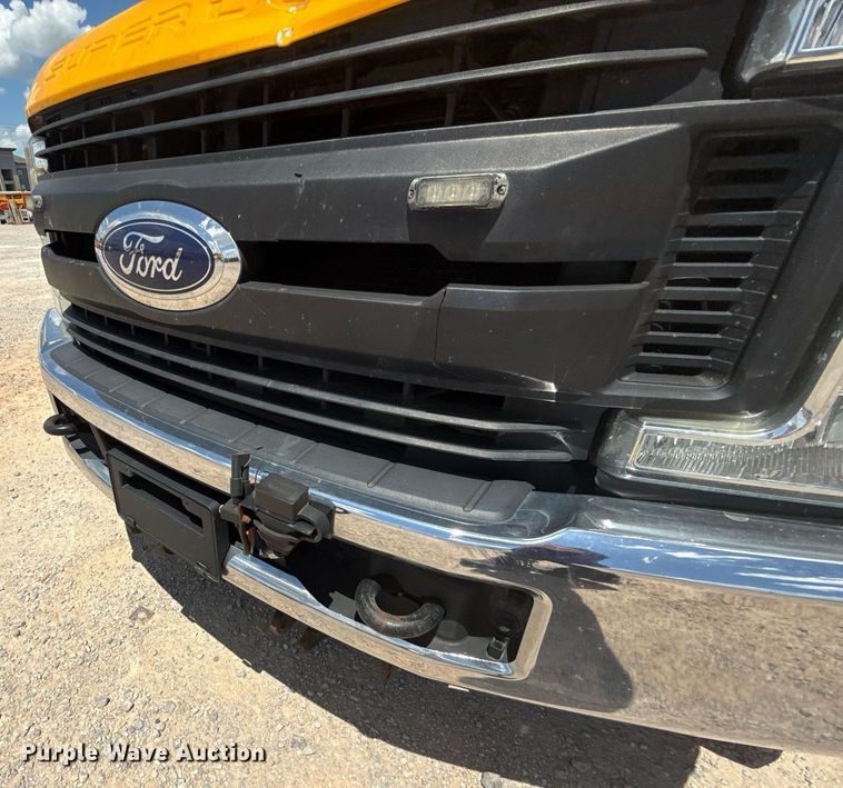 image for item EJ4788 2017 Ford F350 Super Duty XL utility bed pickup truck