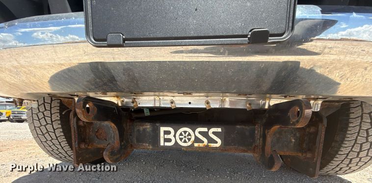 image for item EJ4788 2017 Ford F350 Super Duty XL utility bed pickup truck