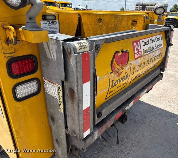 image for item EJ4788 2017 Ford F350 Super Duty XL utility bed pickup truck