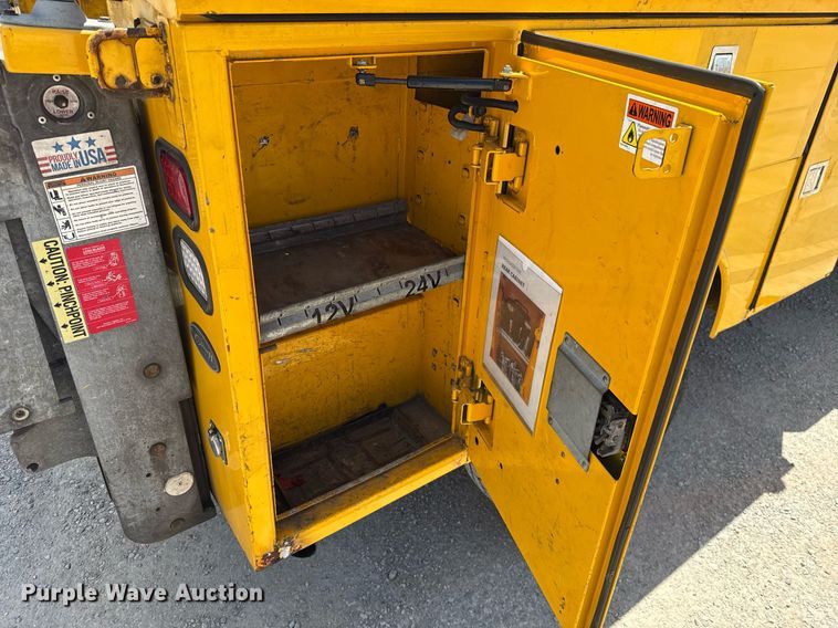 image for item EJ4788 2017 Ford F350 Super Duty XL utility bed pickup truck