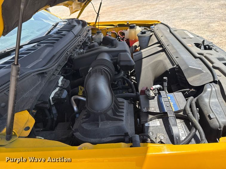 image for item EJ4788 2017 Ford F350 Super Duty XL utility bed pickup truck