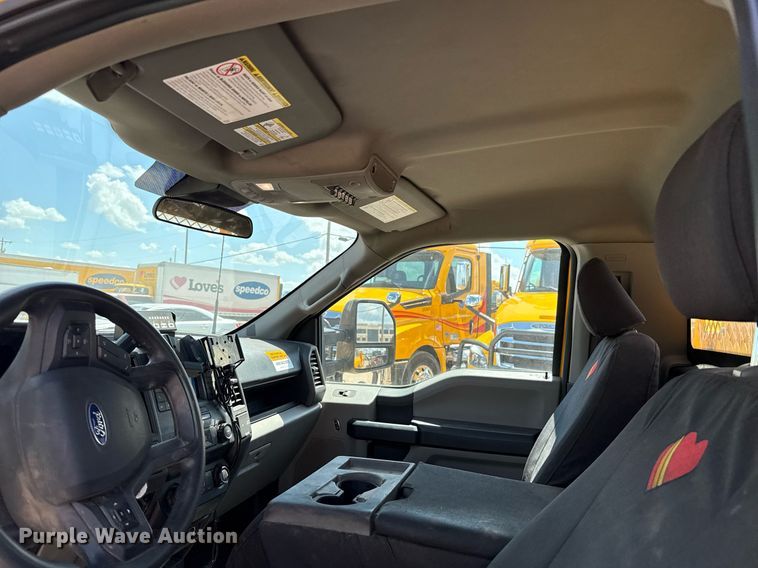 image for item EJ4789 2022 Ford F350 Super Duty utility bed pickup truck