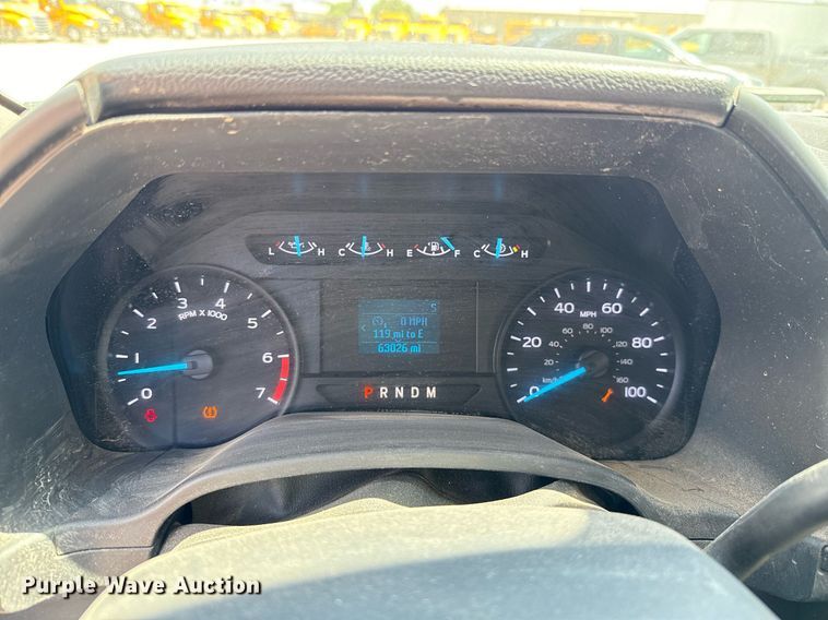 image for item EJ4789 2022 Ford F350 Super Duty utility bed pickup truck