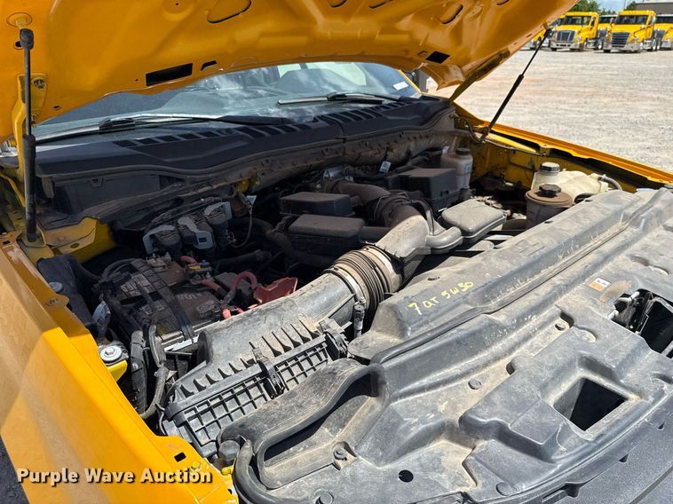 image for item EJ4789 2022 Ford F350 Super Duty utility bed pickup truck