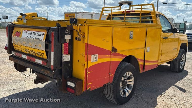 image for item EJ4791 2016 Chevrolet Silverado 3500HD utility bed pickup truck