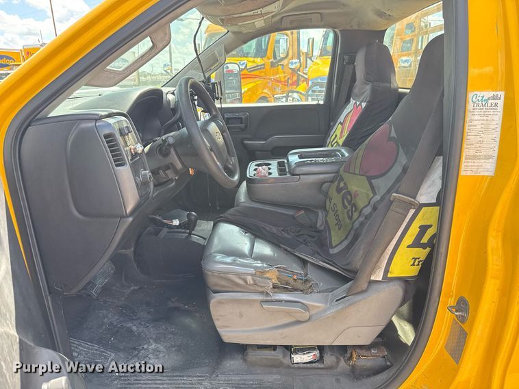 image for item EJ4791 2016 Chevrolet Silverado 3500HD utility bed pickup truck