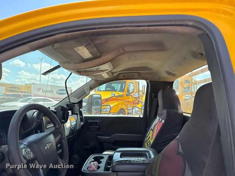 image for item EJ4791 2016 Chevrolet Silverado 3500HD utility bed pickup truck