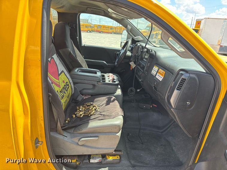 image for item EJ4791 2016 Chevrolet Silverado 3500HD utility bed pickup truck