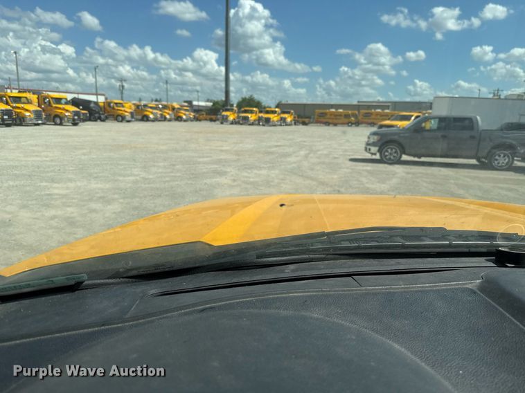 image for item EJ4792 2018 Ford F350 Super Duty utility bed pickup truck