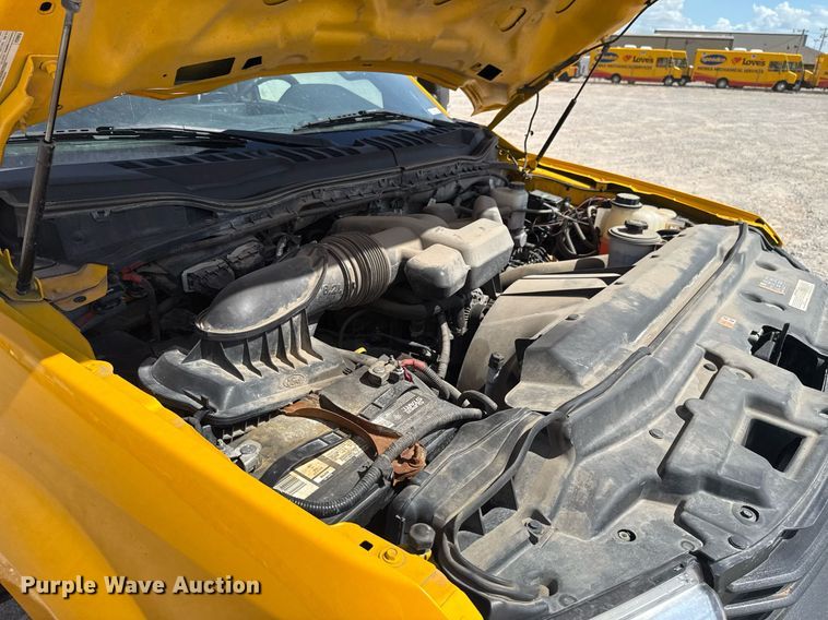 image for item EJ4792 2018 Ford F350 Super Duty utility bed pickup truck