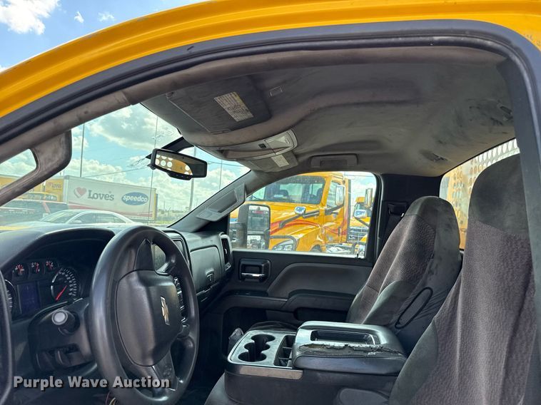 image for item EJ4793 2017 Chevrolet Silverado 3500HD utility bed pickup truck