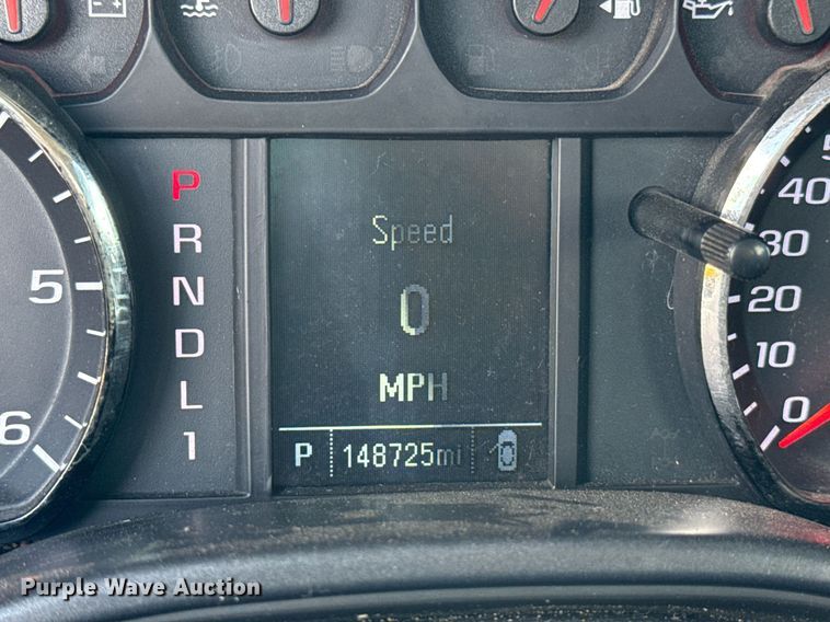 image for item EJ4793 2017 Chevrolet Silverado 3500HD utility bed pickup truck