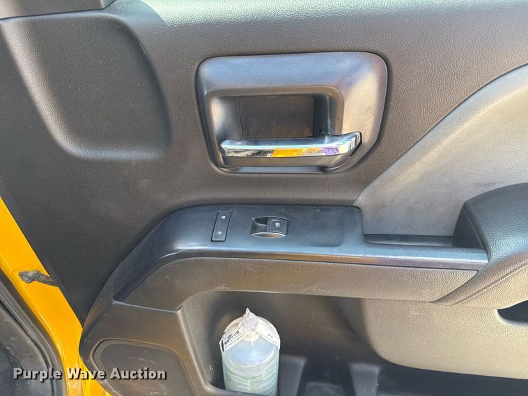 image for item EJ4793 2017 Chevrolet Silverado 3500HD utility bed pickup truck