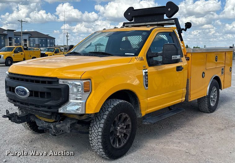 image for item EJ4796 2020 Ford F350 Super Duty XL utility bed pickup truck