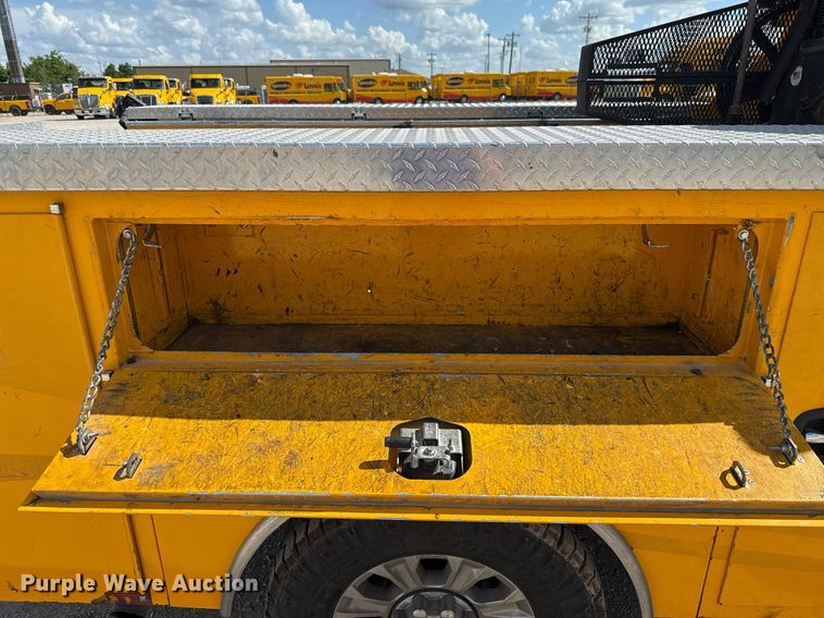 image for item EJ4796 2020 Ford F350 Super Duty XL utility bed pickup truck