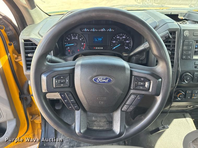 image for item EJ4796 2020 Ford F350 Super Duty XL utility bed pickup truck