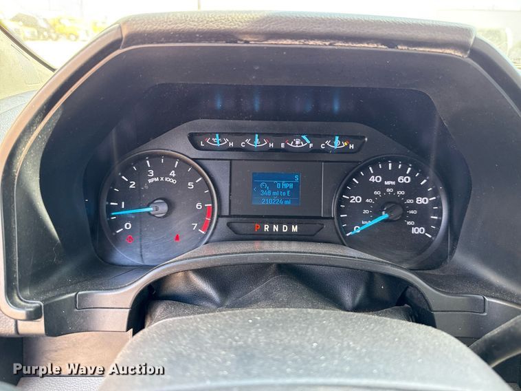 image for item EJ4796 2020 Ford F350 Super Duty XL utility bed pickup truck