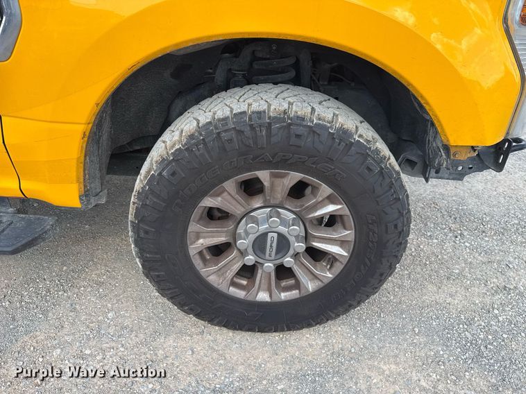 image for item EJ4796 2020 Ford F350 Super Duty XL utility bed pickup truck