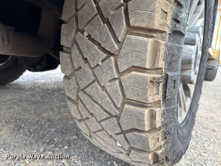 image for item EJ4796 2020 Ford F350 Super Duty XL utility bed pickup truck