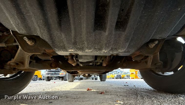 image for item EJ4797 2018 Chevrolet Silverado 3500HD utility bed pickup truck