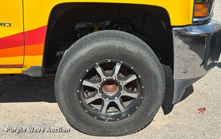 image for item EJ4797 2018 Chevrolet Silverado 3500HD utility bed pickup truck