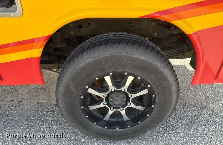 image for item EJ4797 2018 Chevrolet Silverado 3500HD utility bed pickup truck