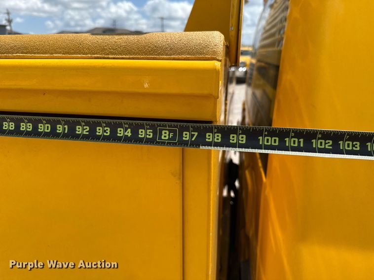 image for item EJ4799 2016 Chevrolet Silverado 3500HD utility bed pickup truck