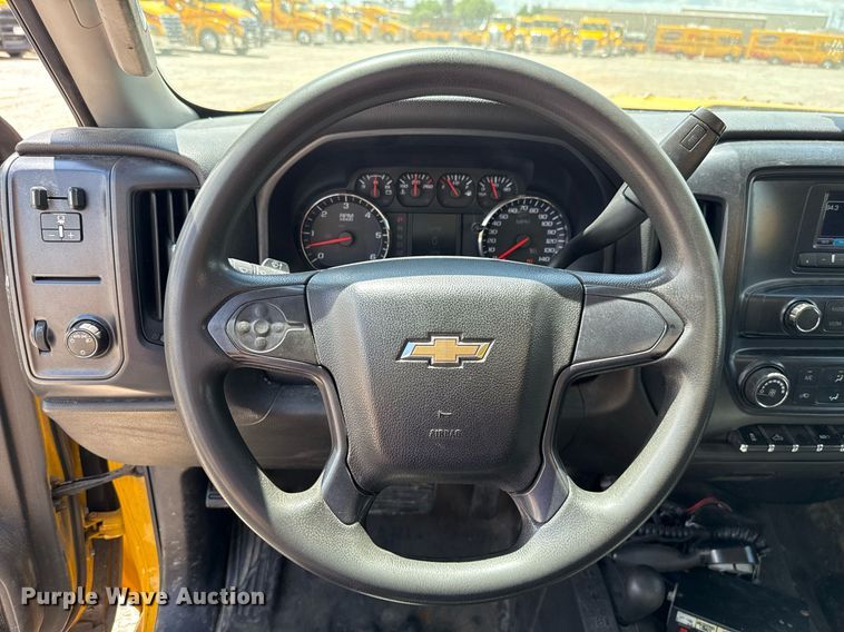 image for item EJ4799 2016 Chevrolet Silverado 3500HD utility bed pickup truck