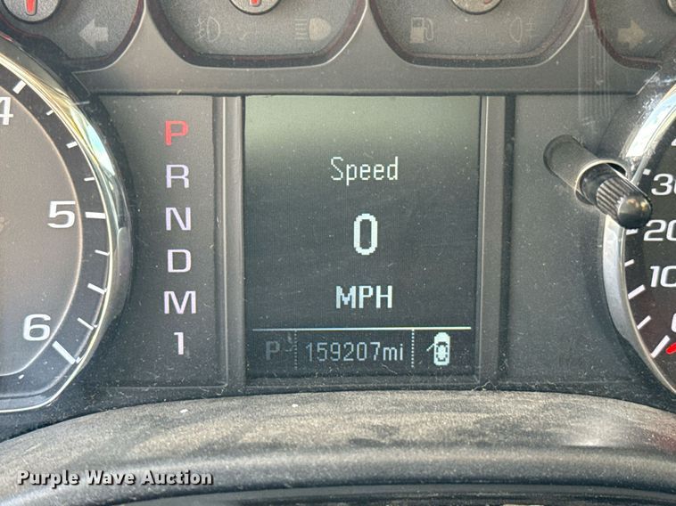 image for item EJ4799 2016 Chevrolet Silverado 3500HD utility bed pickup truck