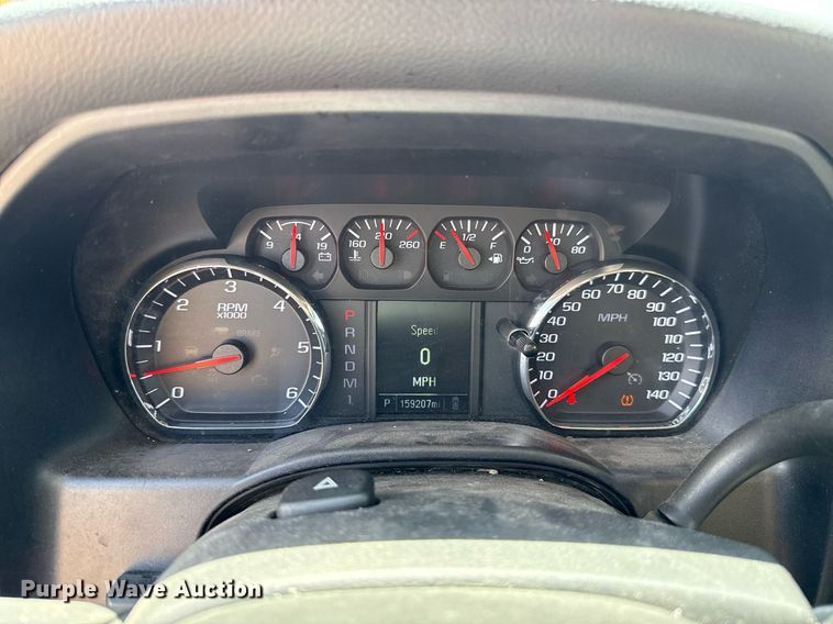 image for item EJ4799 2016 Chevrolet Silverado 3500HD utility bed pickup truck