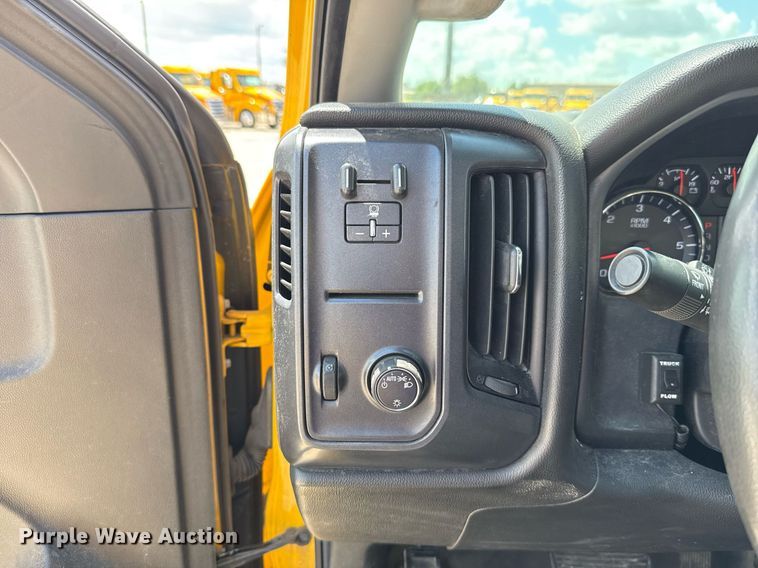 image for item EJ4799 2016 Chevrolet Silverado 3500HD utility bed pickup truck