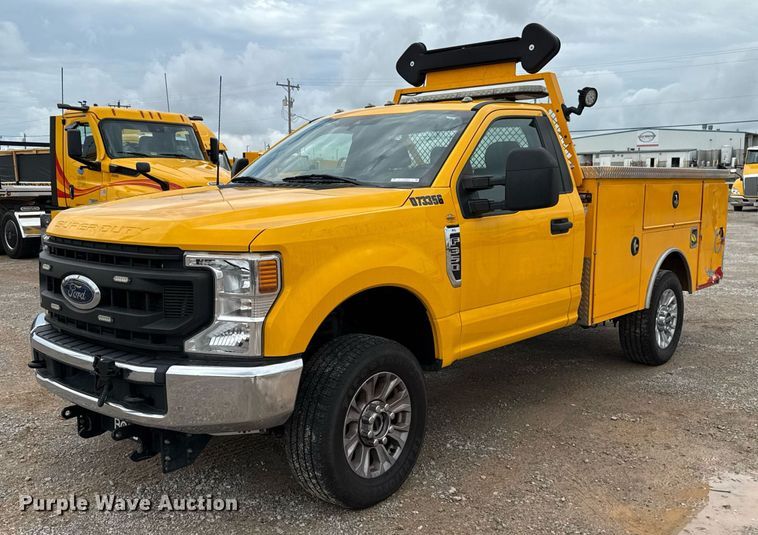 image for item EJ4802 2021 Ford F350 Super Duty utility bed pickup truck