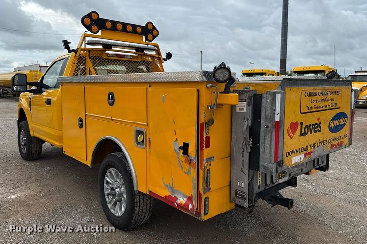 image for item EJ4802 2021 Ford F350 Super Duty utility bed pickup truck