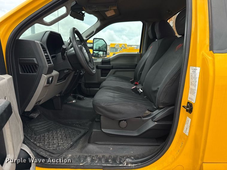 image for item EJ4802 2021 Ford F350 Super Duty utility bed pickup truck