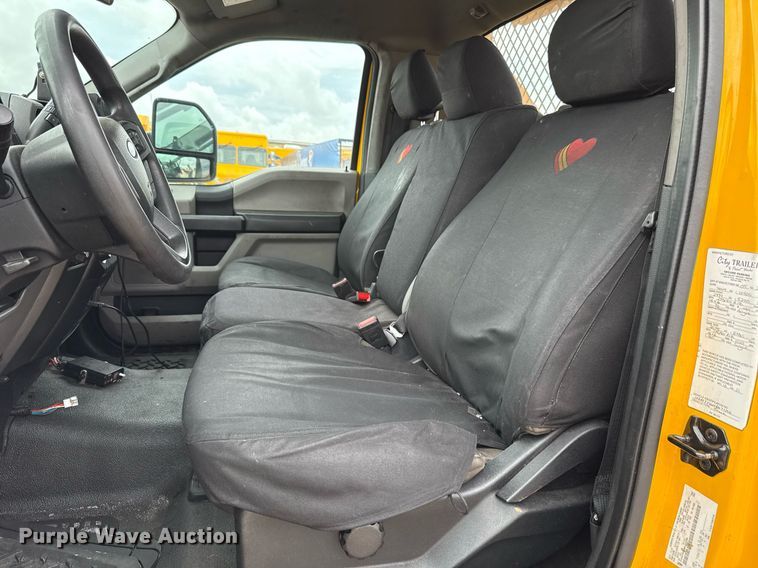 image for item EJ4802 2021 Ford F350 Super Duty utility bed pickup truck