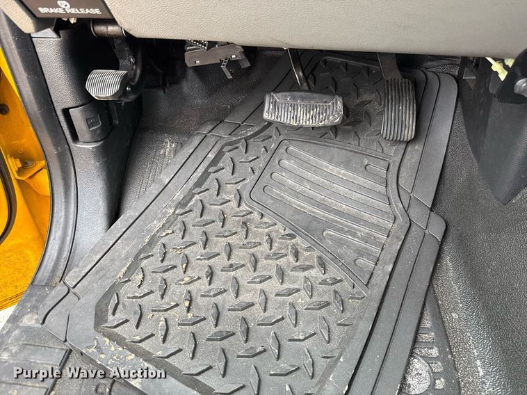 image for item EJ4802 2021 Ford F350 Super Duty utility bed pickup truck